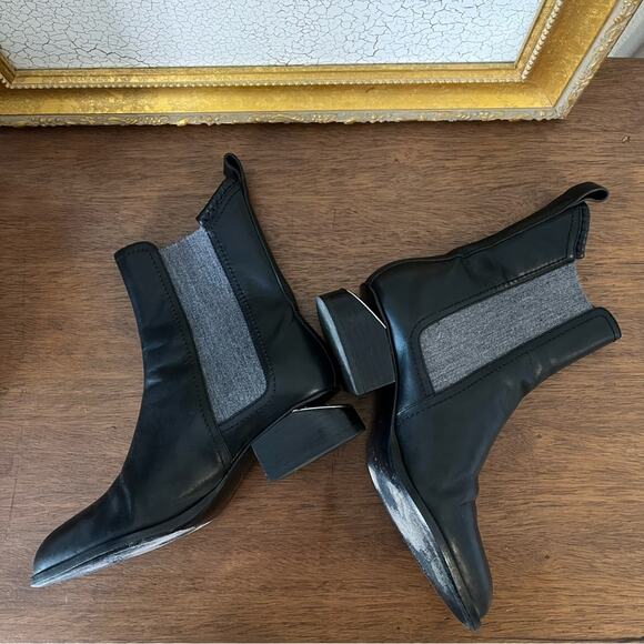 Alexander Wang Anouck Chelsea Bootie Black Leather Gray Stitch Size 35.5/ US 5.5 - Picture 6 of 16